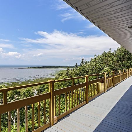 Auberge De L'Anse 리비에르뒤루프 외부 사진